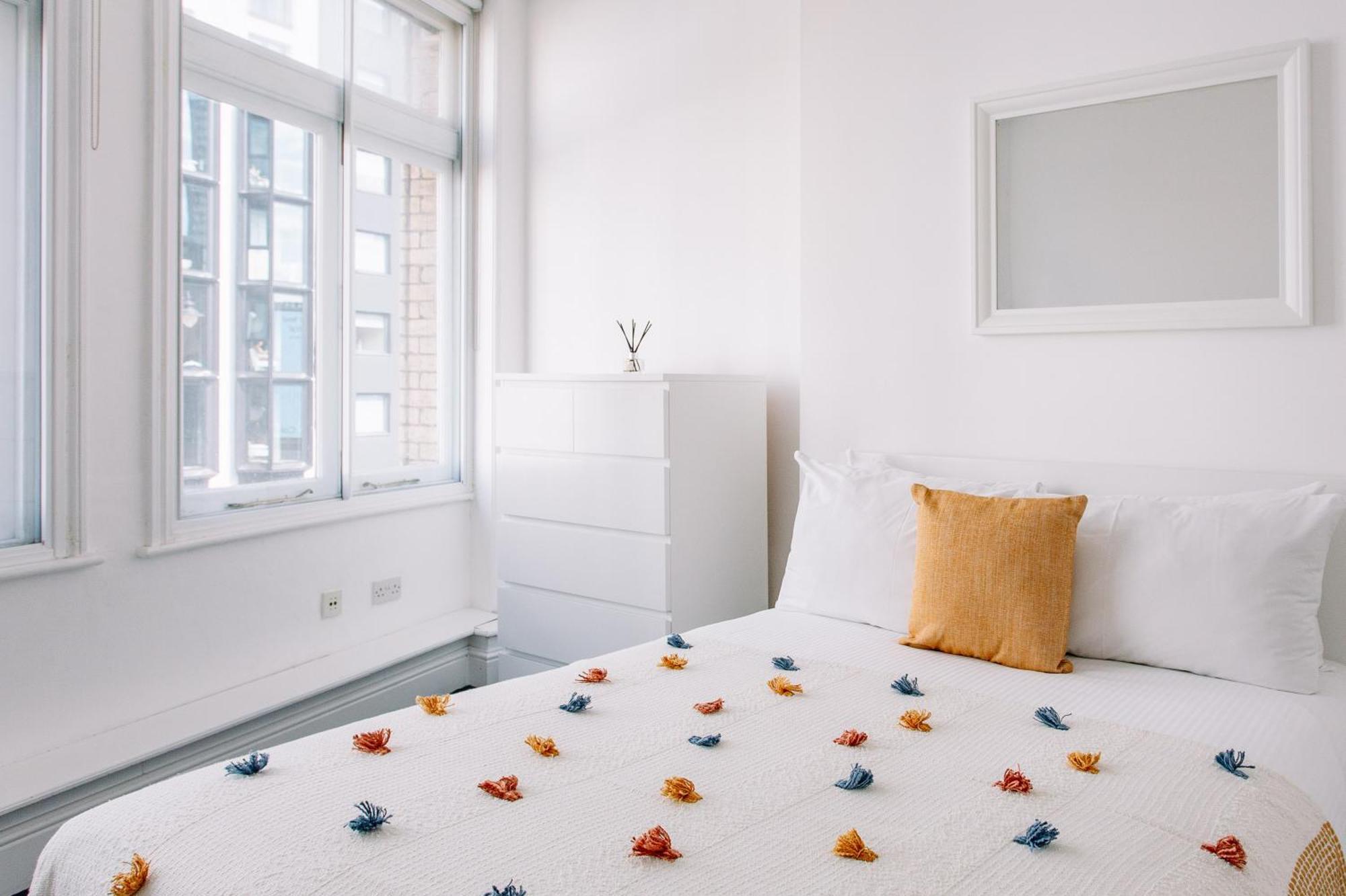 Apartments Are Located In The Heart Of Shoreditch Londen Buitenkant foto